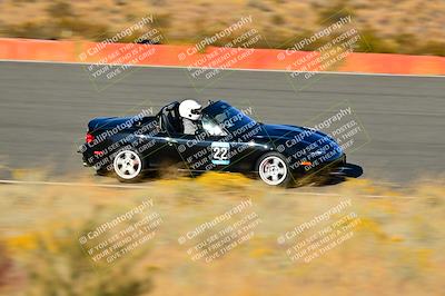 media/Nov-16-2024-Extreme Speed (Sat) [[6587d07cc4]]/Gold Group/Session 3 (The Bowl)/